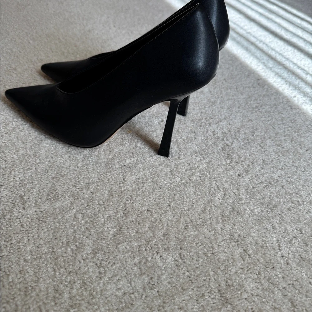 Steve Madden Sedona Pointed Toe Pump | Black Heels size 10 - Picture 3 of 13